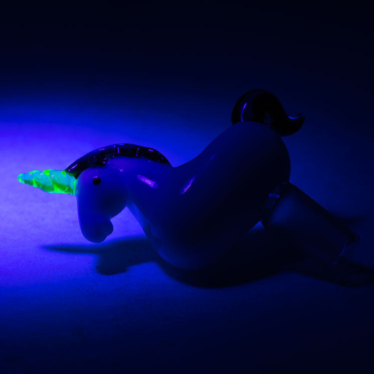Empire Glass Cone 14.5mm Unicorn - UV detail