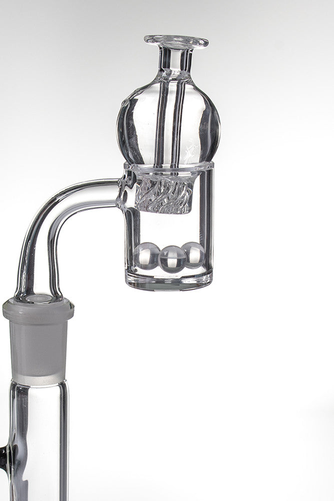 Quartz Flat Top Banger Male 18mm - Example of use.
*Terp pearls and carb cap NOT included.*