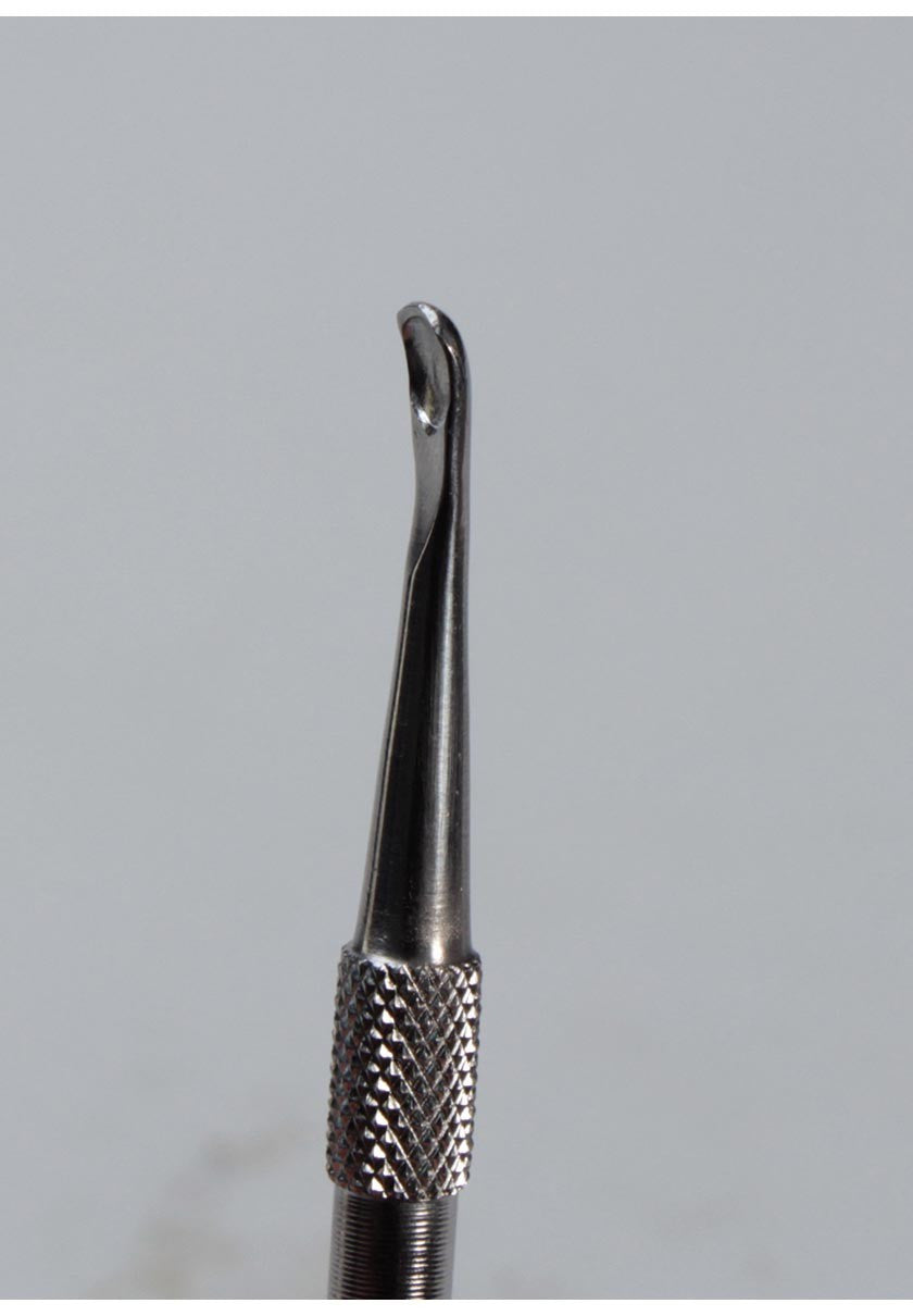 Black Leaf 'OIL' Stainless Tool 105mm - Tip 2 detail.