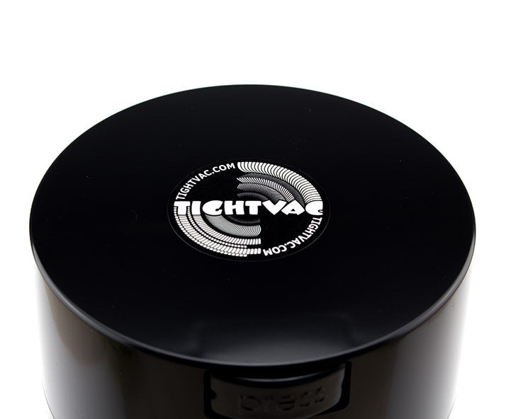 TIGHTVAC Black - logo detail.