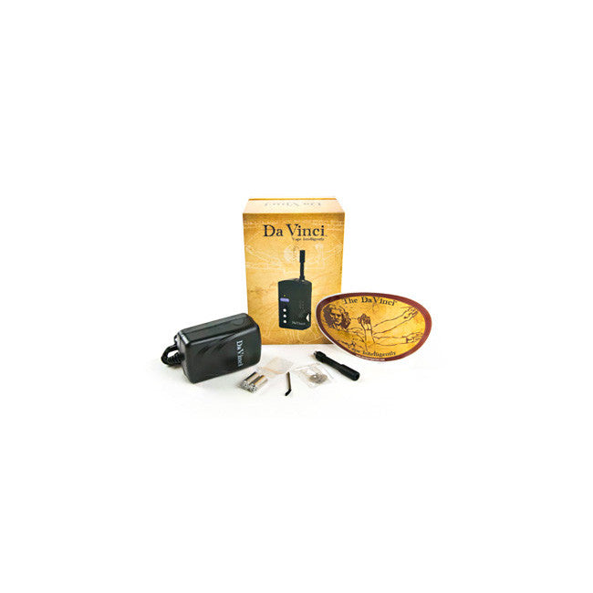 DaVinci Vaporizer Black - example of accessories box