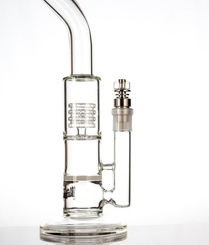 Domeless Titanium and Quartz Universal 10 14 18mm Nail - Example of use in the male form. Bong 'NOT' included.